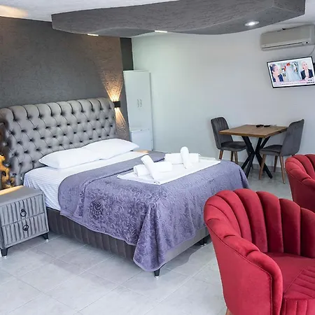 Aparthotel Ideal Butik *